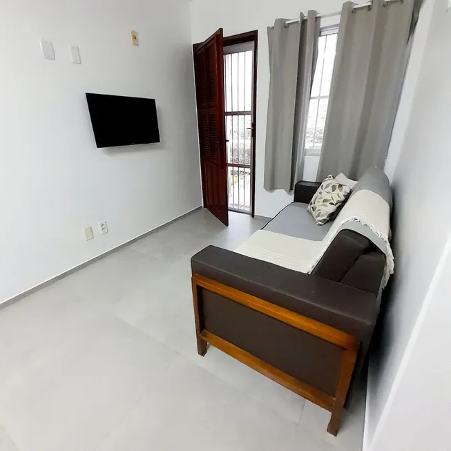 Foto 1 de Apartamento com 2 Quartos à venda, 45m² em Itaperi, Fortaleza