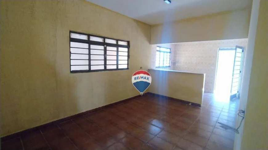Foto 1 de Casa com 3 Quartos para alugar, 160m² em Jardim Novo I, Mogi Guaçu