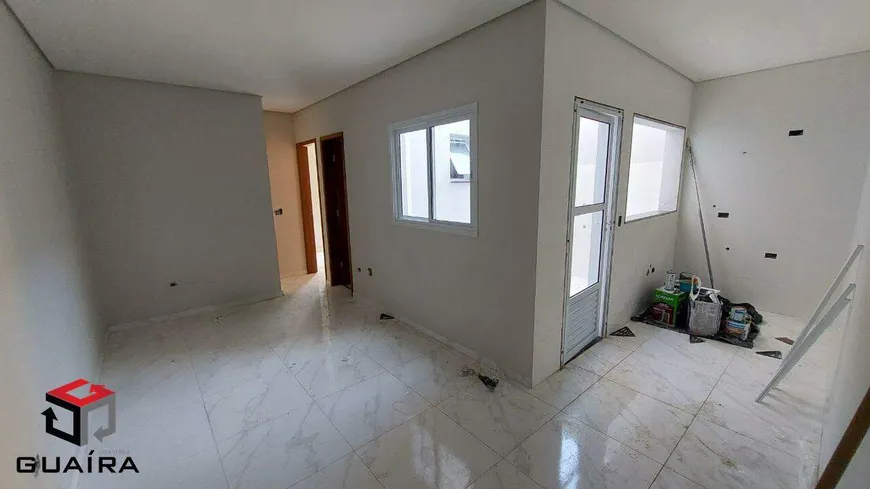 Foto 1 de Apartamento com 2 Quartos à venda, 45m² em Vila Scarpelli, Santo André