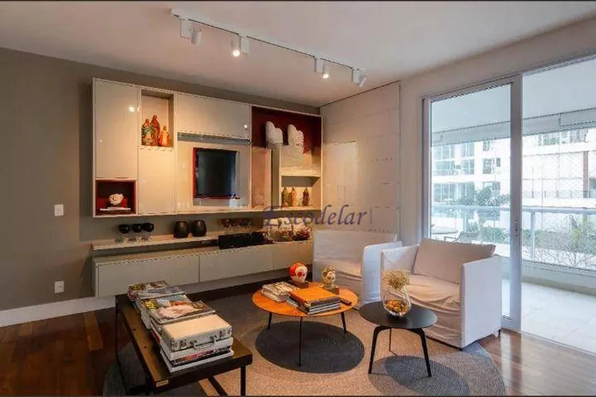 Foto 1 de Apartamento com 4 Quartos à venda, 233m² em Campo Belo, São Paulo
