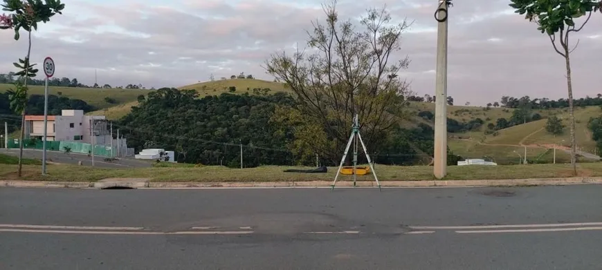 Foto 1 de Lote/Terreno à venda, 410m² em Sagrado Coração de Jesus, Louveira