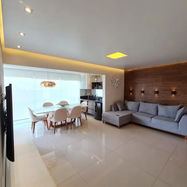 Foto 1 de Apartamento com 4 Quartos à venda, 110m² em Patamares, Salvador