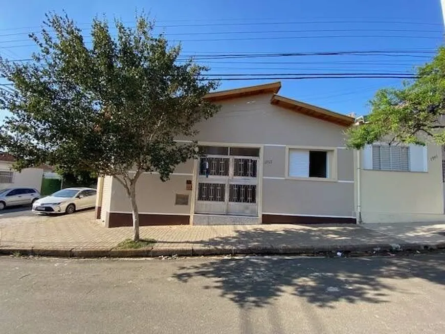 Foto 1 de Casa com 2 Quartos à venda, 78m² em São Judas, Piracicaba