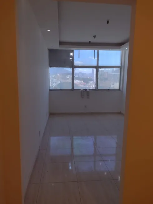 Foto 1 de Sala Comercial para alugar, 42m² em Centro, Rio de Janeiro