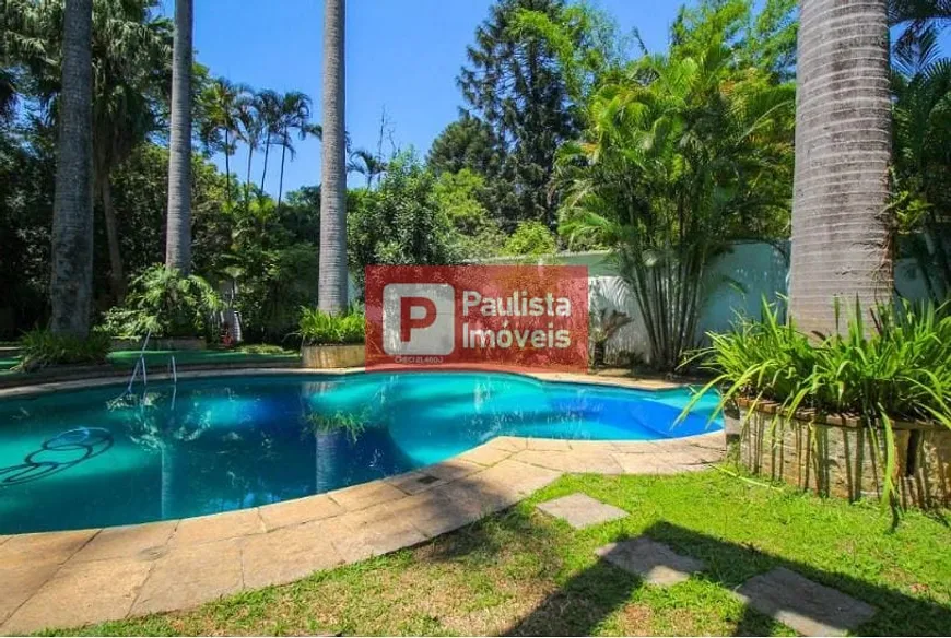 Foto 1 de Sobrado com 4 Quartos para venda ou aluguel, 850m² em Santo Amaro, São Paulo