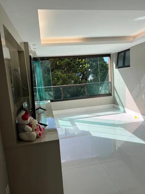 Foto 1 de Apartamento com 4 Quartos à venda, 155m² em Pituaçu, Salvador