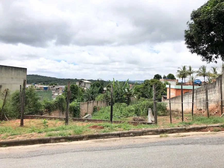 Foto 1 de Lote/Terreno à venda, 360m² em Icaivera, Betim