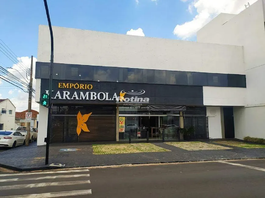 Foto 1 de Sala Comercial para alugar, 220m² em Martins, Uberlândia