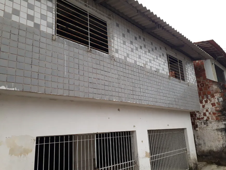 Foto 1 de Casa com 2 Quartos à venda, 180m² em Caxangá, Recife