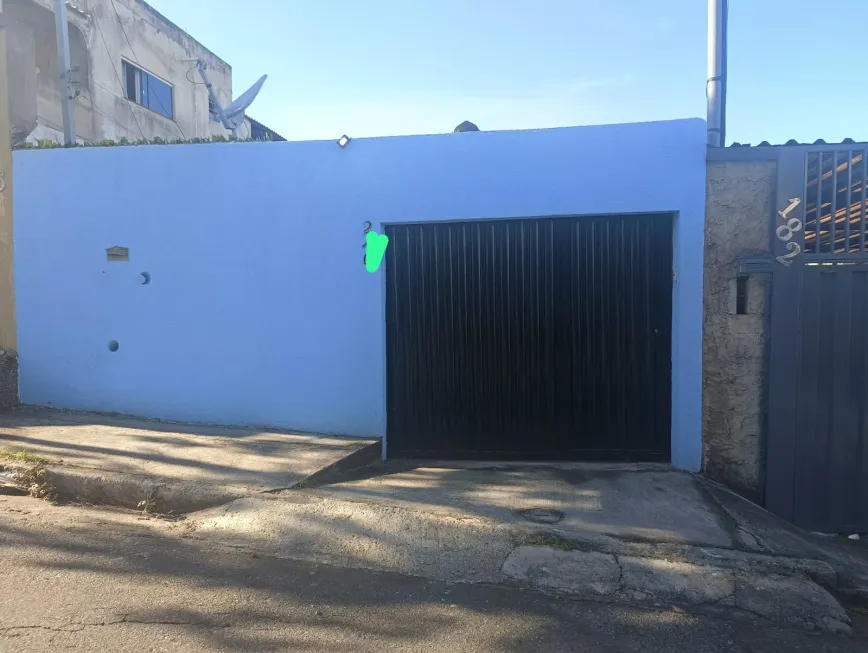 Foto 1 de Casa com 2 Quartos à venda, 75m² em Jardim das Alterosas 2 Secao, Betim