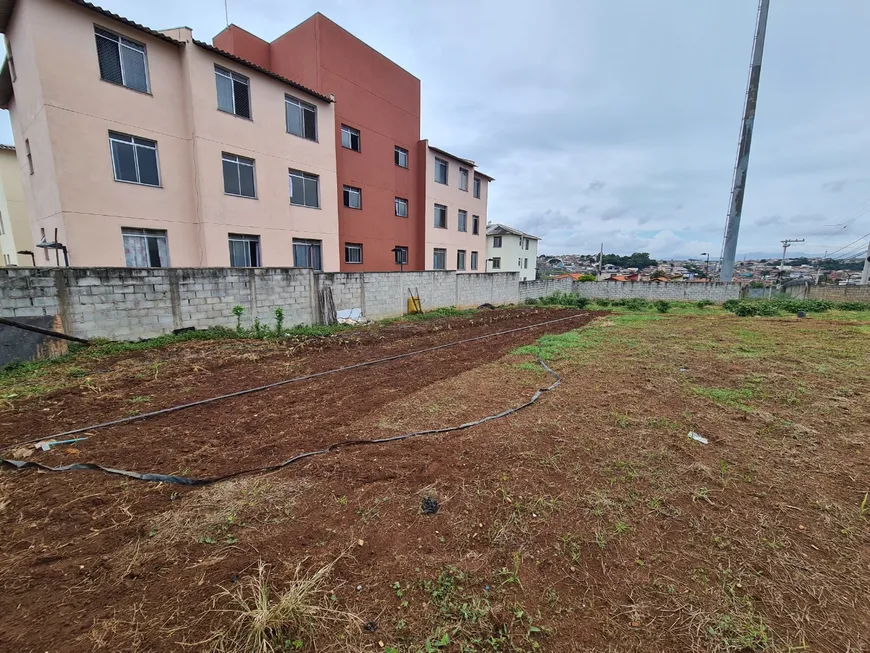 Foto 1 de Lote/Terreno à venda, 360m² em Jardim Laguna, Contagem