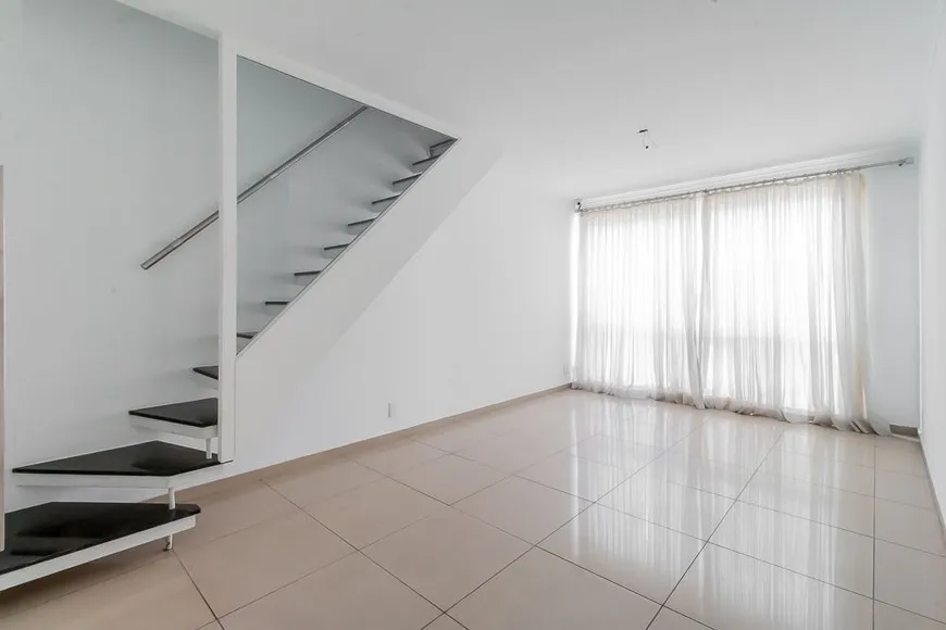 Foto 1 de Cobertura com 3 Quartos à venda, 180m² em Higienópolis, São Paulo