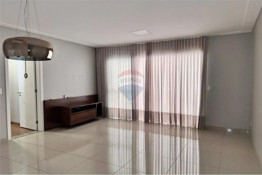 Foto 1 de Apartamento com 3 Quartos à venda, 109m² em Jardim Aclimação, Cuiabá