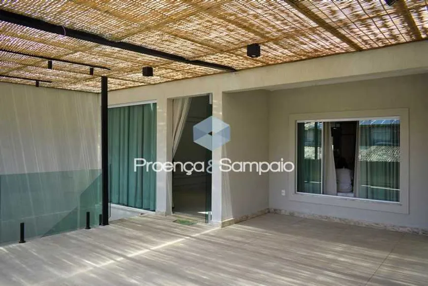 Foto 1 de Sobrado com 3 Quartos para venda ou aluguel, 388m² em Vilas do Atlantico, Lauro de Freitas
