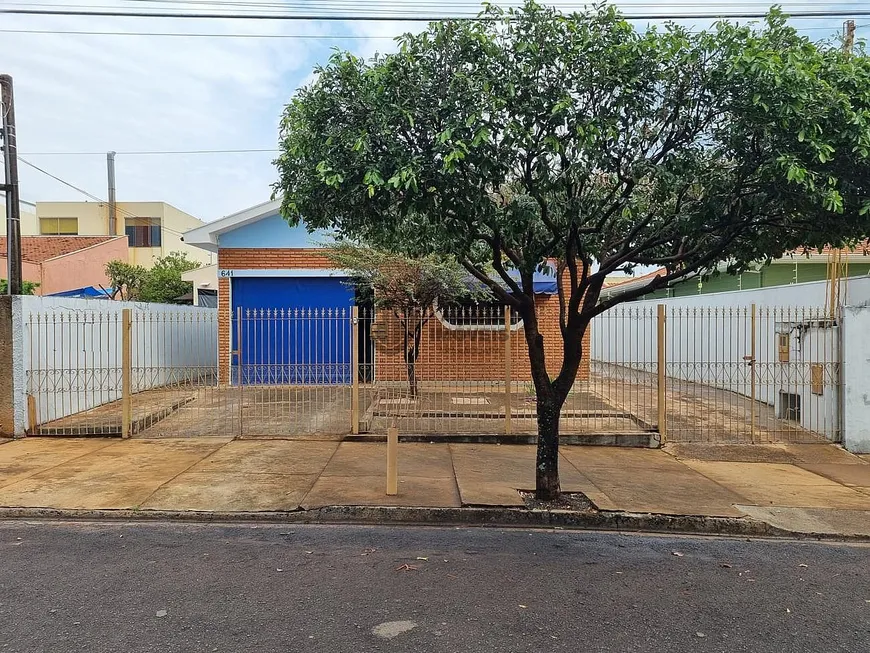Foto 1 de Casa com 3 Quartos à venda, 227m² em Jardim Imperador, Araraquara