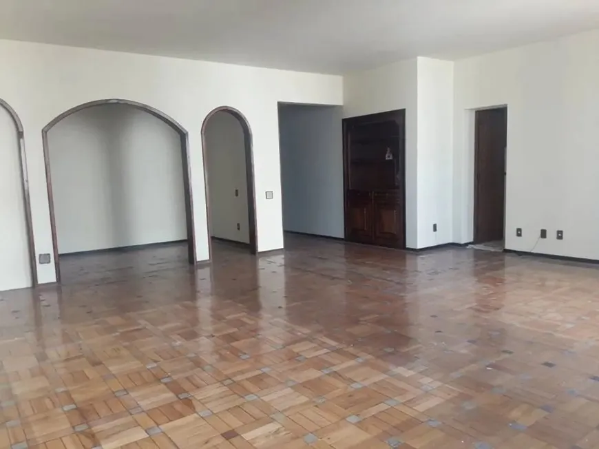 Foto 1 de Apartamento com 5 Quartos à venda, 235m² em Centro, Belo Horizonte