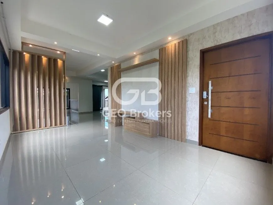 Foto 1 de Sobrado com 3 Quartos à venda, 221m² em Condomínio Residencial Fogaca, Jacareí