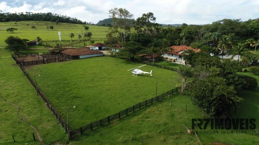 Foto 1 de Lote/Terreno à venda, 301m² em , Vila Propício