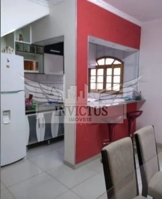 Foto 1 de Sobrado com 2 Quartos para alugar, 80m² em Vila Cecilia Maria, Santo André