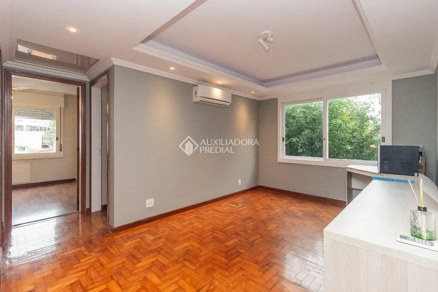 Foto 1 de Apartamento com 2 Quartos para alugar, 62m² em Auxiliadora, Porto Alegre