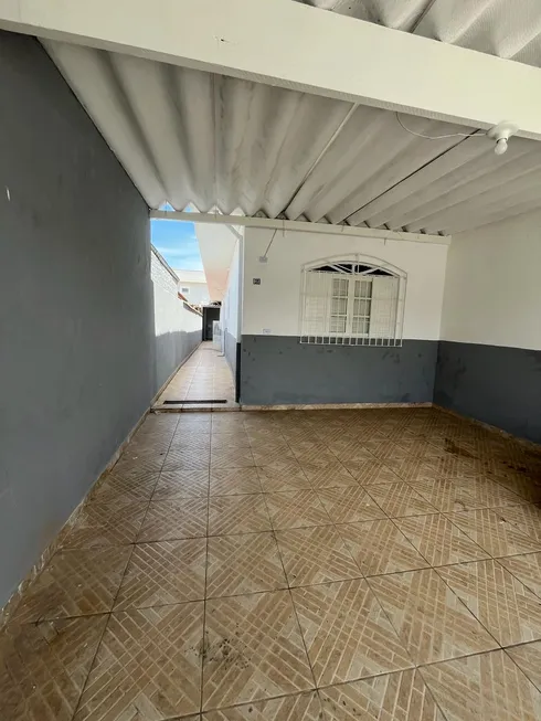 Foto 1 de Casa com 3 Quartos à venda, 111m² em Maracanã, Praia Grande