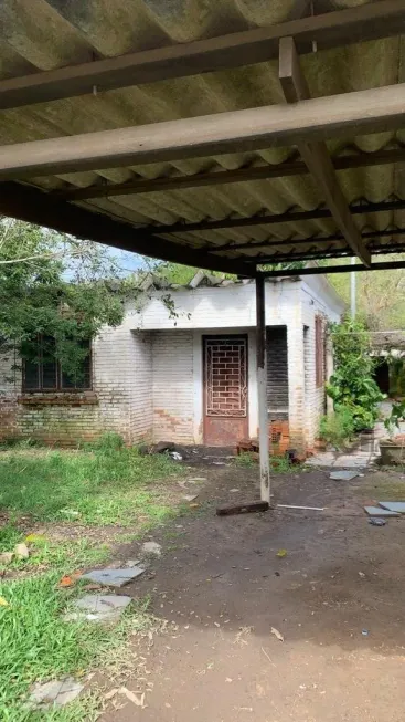 Foto 1 de Lote/Terreno à venda, 335m² em Hípica, Porto Alegre