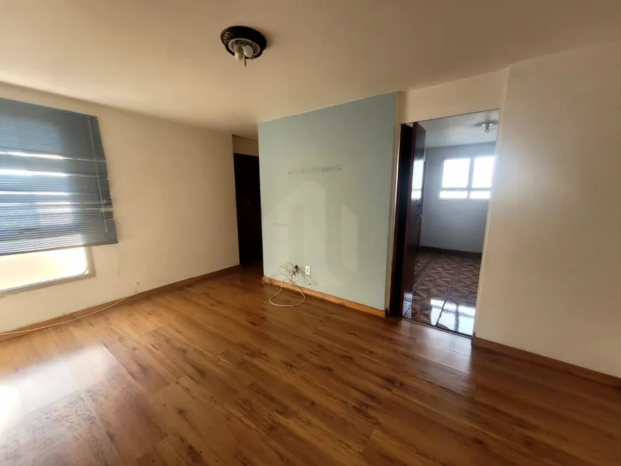 Foto 1 de Apartamento com 2 Quartos à venda, 52m² em Vila Silva Ribeiro, Carapicuíba