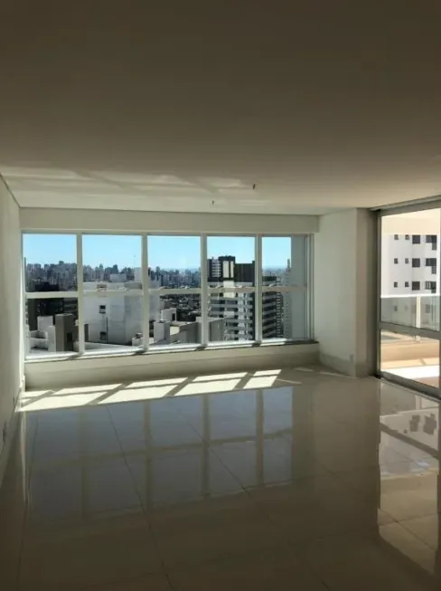 Foto 1 de Apartamento com 3 Quartos à venda, 214m² em Gleba Fazenda Palhano, Londrina