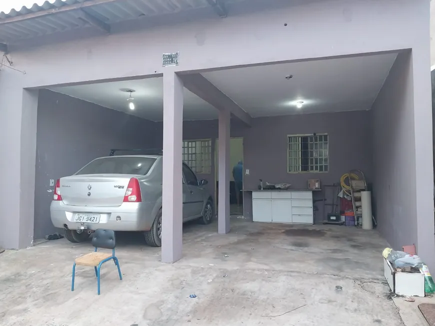 Foto 1 de Casa com 2 Quartos à venda, 80m² em Samambaia Sul, Brasília