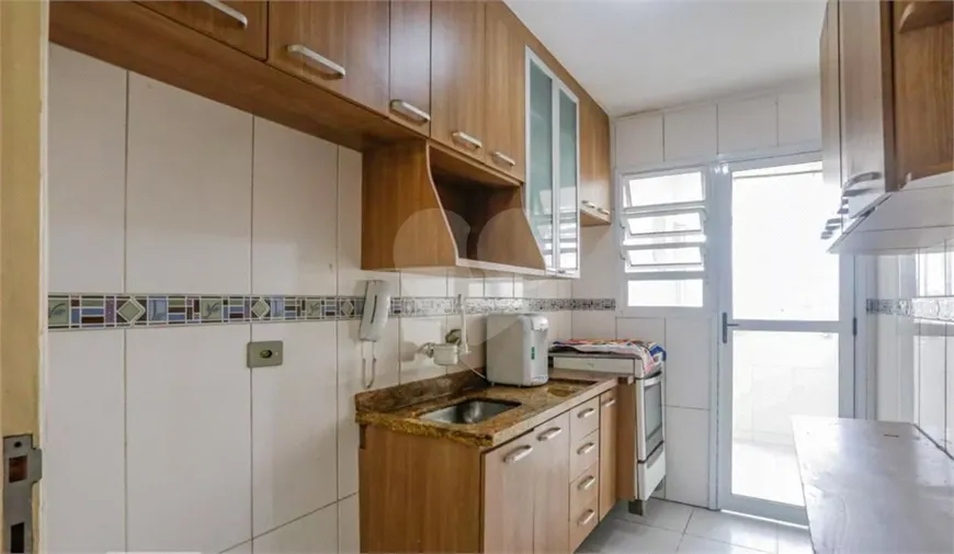 Foto 1 de Apartamento com 3 Quartos à venda, 67m² em Parque Bristol, São Paulo