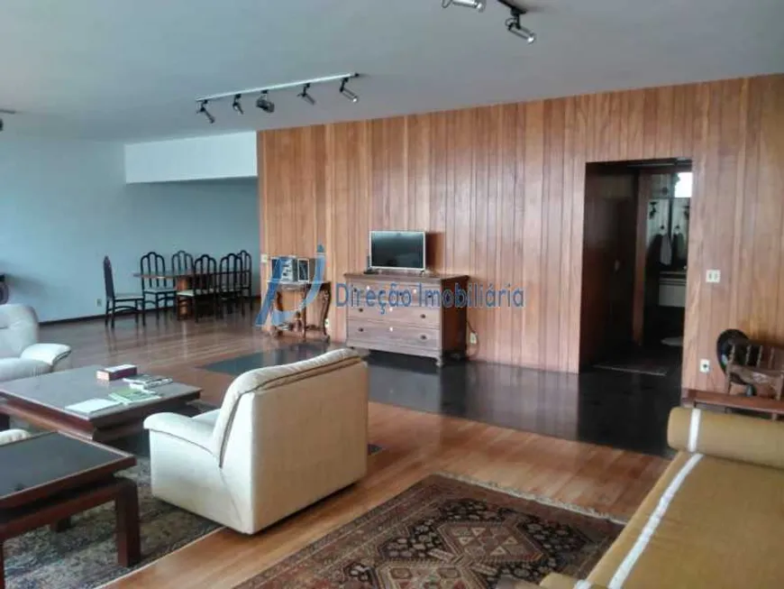 Foto 1 de Apartamento com 4 Quartos à venda, 210m² em Copacabana, Rio de Janeiro