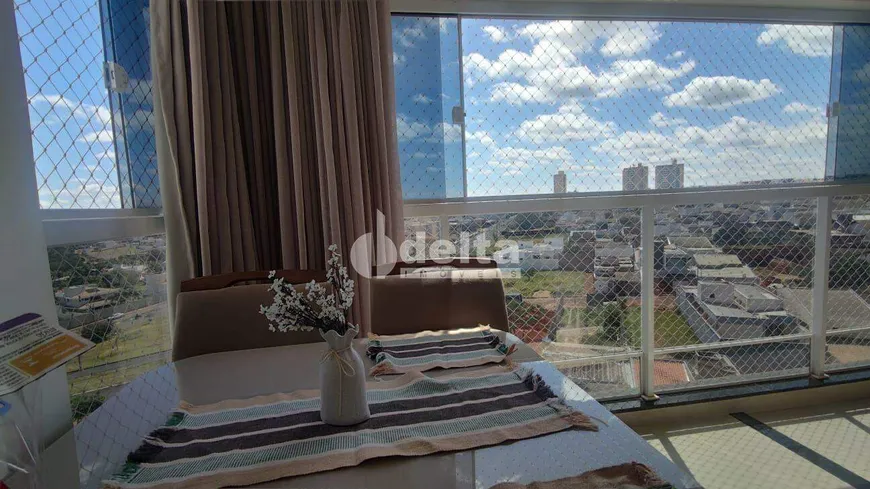 Foto 1 de Apartamento com 2 Quartos à venda, 60m² em Aclimacao, Uberlândia