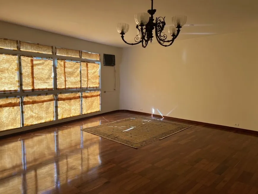 Foto 1 de Apartamento com 3 Quartos à venda, 160m² em José Menino, Santos