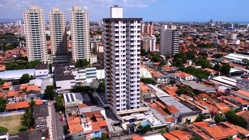 Foto 1 de Apartamento com 3 Quartos à venda, 72m² em Centro, Fortaleza