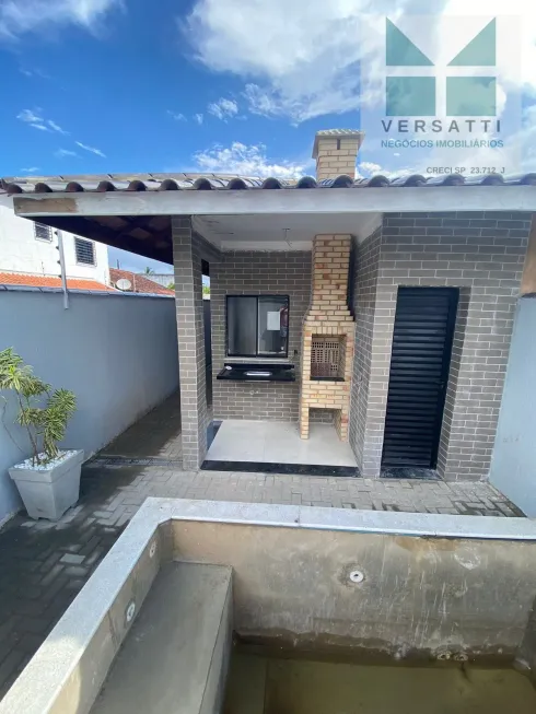 Foto 1 de Casa com 3 Quartos à venda, 90m² em Califórnia, Itanhaém