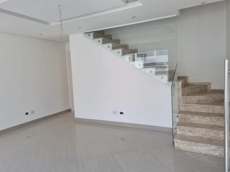 Foto 1 de Sobrado com 3 Quartos à venda, 220m² em Vila Pereira Barreto, São Paulo