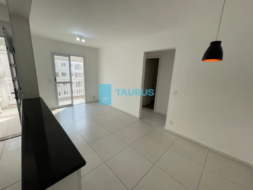 Foto 1 de Apartamento com 3 Quartos à venda, 64m² em Vila Moraes, São Paulo