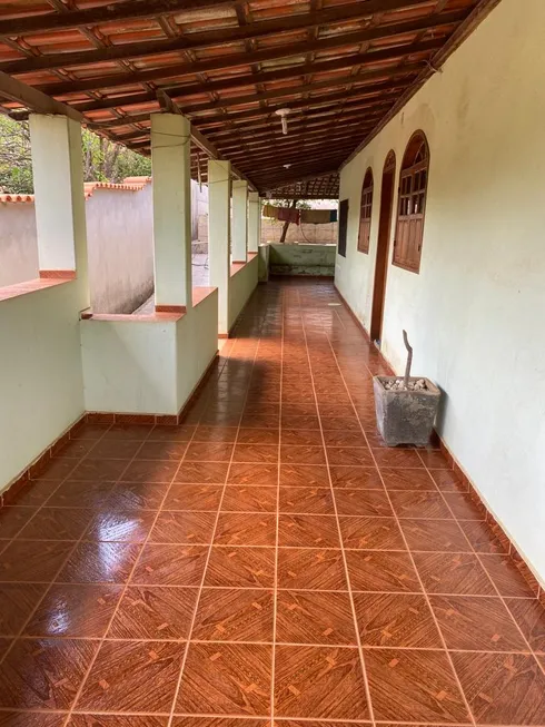 Foto 1 de Casa com 3 Quartos à venda, 200m² em Central, Mateus Leme