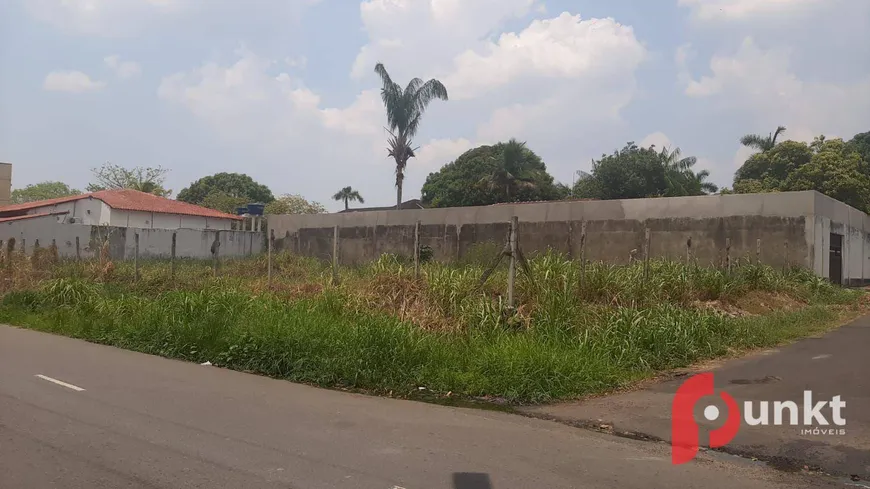 Foto 1 de Lote/Terreno para venda ou aluguel, 800m² em Flores, Manaus