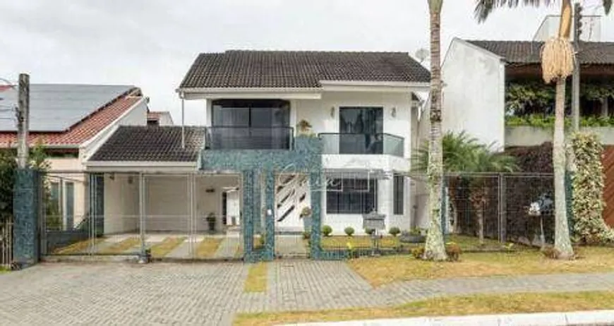 Foto 1 de Casa com 5 Quartos à venda, 413m² em Uberaba, Curitiba