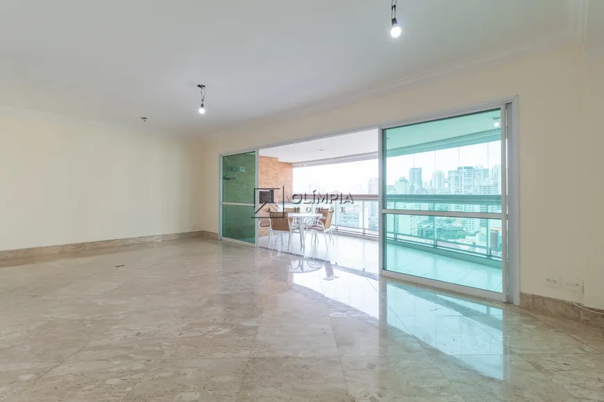 Foto 1 de Apartamento com 3 Quartos à venda, 157m² em Perdizes, São Paulo