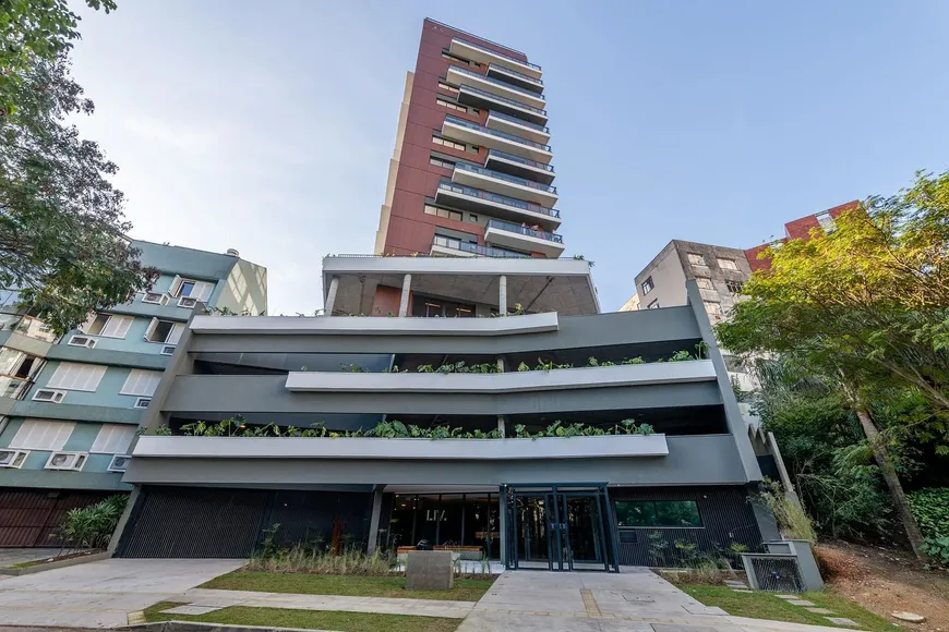 Foto 1 de Apartamento com 1 Quarto para alugar, 29m² em Petrópolis, Porto Alegre