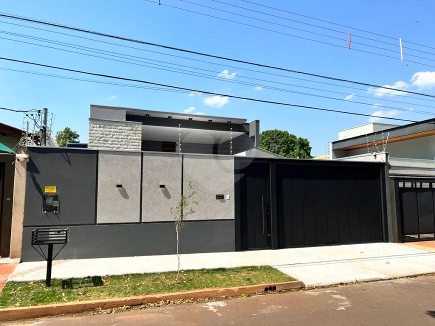 Foto 1 de Casa com 4 Quartos à venda, 270m² em Vila Vilas Boas, Campo Grande