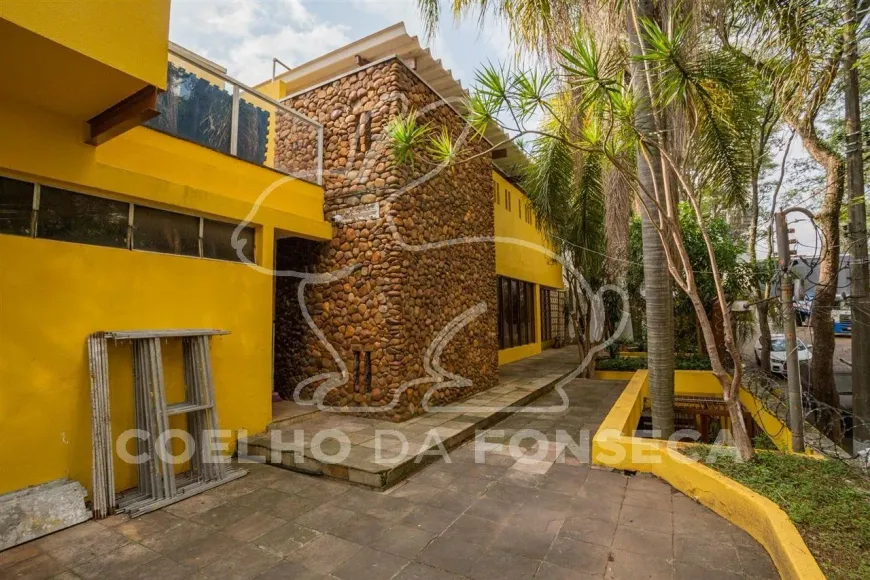 Foto 1 de Casa com 4 Quartos à venda, 356m² em Alto de Pinheiros, São Paulo