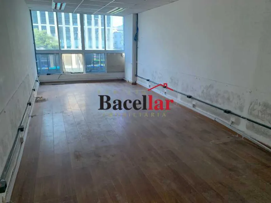 Foto 1 de Sala Comercial para alugar, 175m² em Centro, Rio de Janeiro