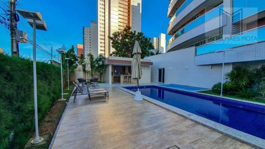 Foto 1 de Apartamento com 3 Quartos à venda, 73m² em Guararapes, Fortaleza