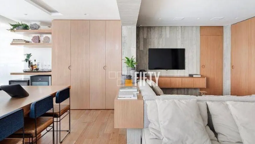 Foto 1 de Apartamento com 2 Quartos à venda, 131m² em Brooklin, São Paulo