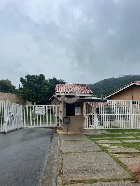 Foto 1 de Casa com 2 Quartos à venda, 100m² em Jardim Boa Vista, São Roque
