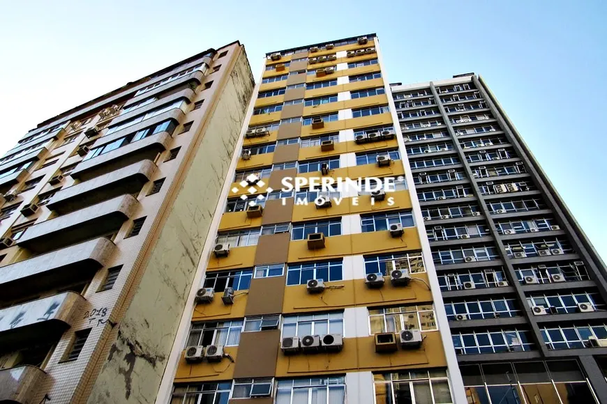 Foto 1 de Sala Comercial para alugar, 34m² em Centro, Porto Alegre