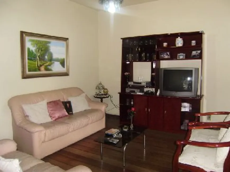 Foto 1 de Casa com 3 Quartos para alugar, 150m² em Palmares, Belo Horizonte